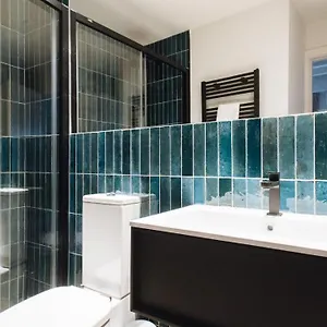r26-suites.es-andalucia.com/